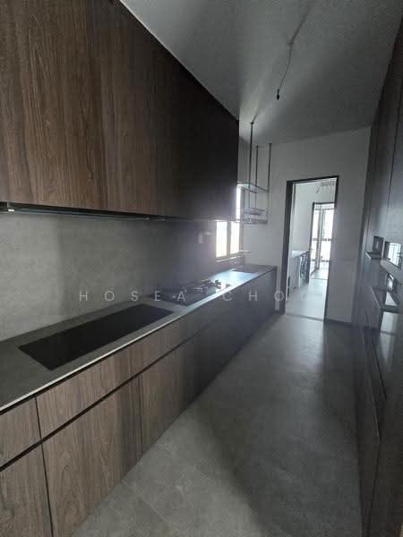 Midtown Modern, 18 Tan Quee Lan Street, Beach Road / Bugis / Rochor, 5 Bedrooms, 3,520 sqft, Condominium For Sale, by Hosea Choo, 500258049 - Kitchen - PropertyGuru.com.sg