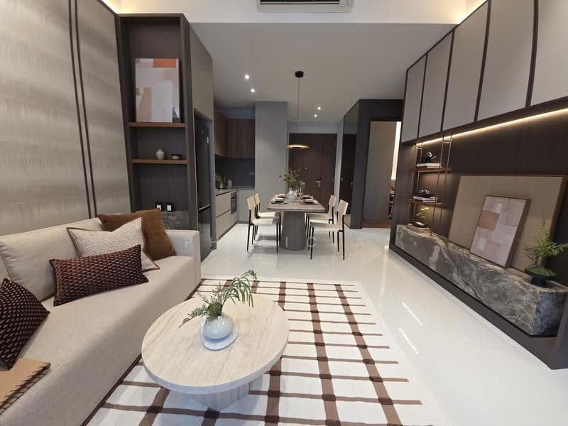 Parksuites, 18 Holland Grove Road, Tanglin / Holland / Bukit Timah, 2 Bedrooms, 786 sqft, Condominium For Sale, by Phylicia Hoe, 500258052 - Living Room - PropertyGuru.com.sg