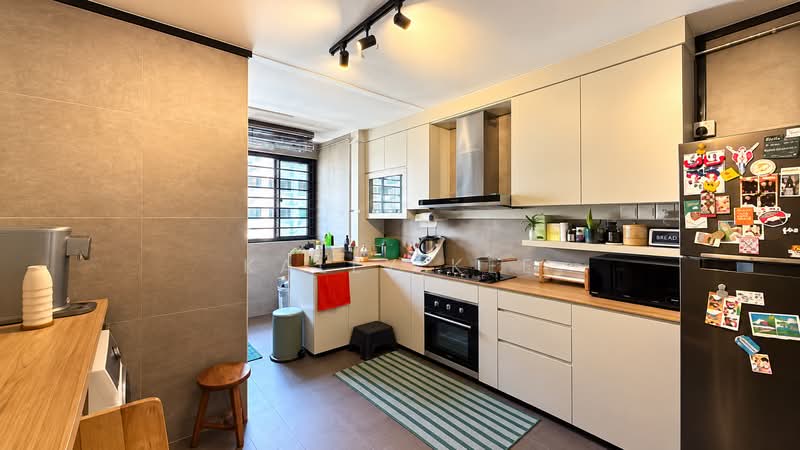 873 Tampines Street 84, 873 Tampines Street 84, Pasir Ris / Tampines, 3 Bedrooms, 1,302 sqft, HDB Flat For Sale, by Kally Kee, 500258057 - Kitchen - PropertyGuru.com.sg
