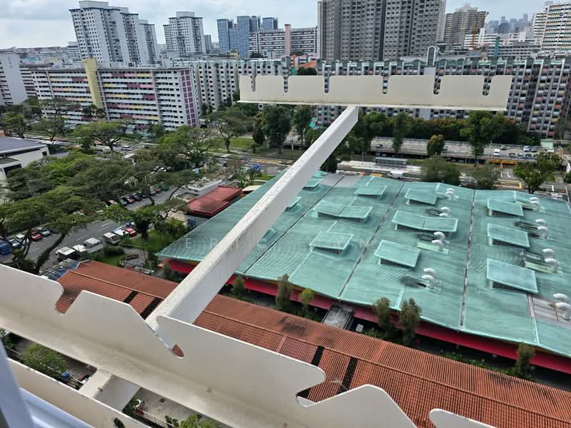 213 Lorong 8 Toa Payoh, 213 Lorong 8 Toa Payoh, Balestier / Toa Payoh, 2 Bedrooms, 883 sqft, HDB Flat For Rent, by Eric Tan, 500258063 - Exterior - PropertyGuru.com.sg