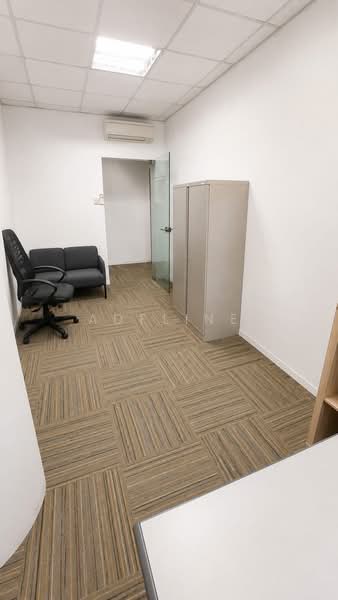 EPL Building, 1100 Lower Delta Road, Alexandra / Commonwealth, 1,700 sqft, Light Industrial (B1) For Rent, by Adeline Lau Li Fang, 500258066 - CommercialGuru.com.sg