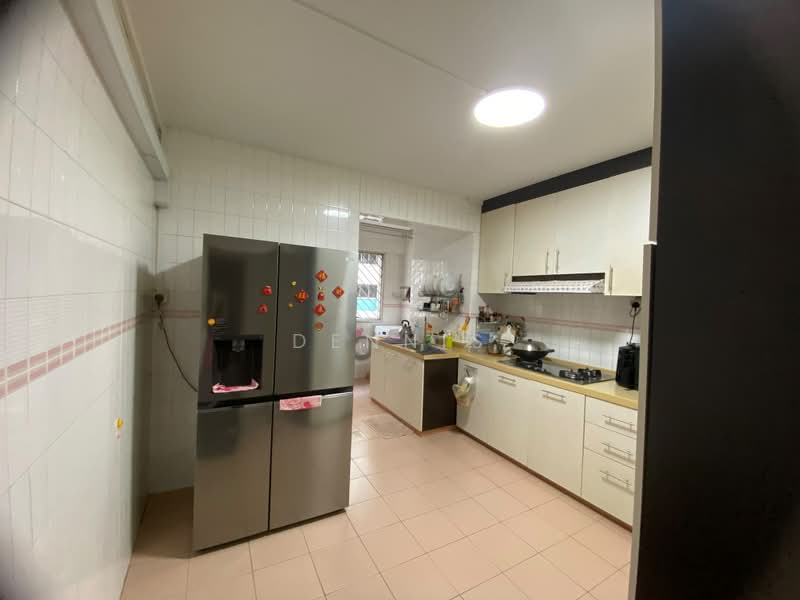 141 Serangoon North Avenue 2, 141 Serangoon North Avenue 2, Hougang / Punggol / Sengkang, 3 Bedrooms, 1,109 sqft, HDB Flat For Sale, by Dennis Lim, 500258068 - Kitchen - PropertyGuru.com.sg