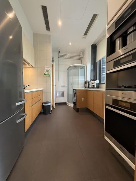 Nouvel 18, 16 Anderson Road, Tanglin / Holland / Bukit Timah, 3 Bedrooms, 1,539 sqft, Condominium For Sale, by Joyce Sim, 500258077 - Kitchen - PropertyGuru.com.sg