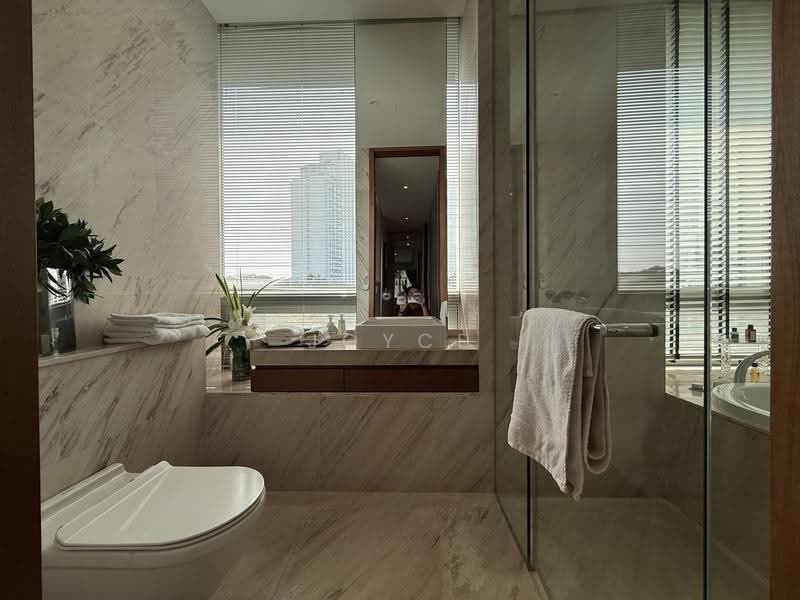 Nouvel 18, 16 Anderson Road, Tanglin / Holland / Bukit Timah, 3 Bedrooms, 1,539 sqft, Condominium For Sale, by Joyce Sim, 500258077 - Bathroom - PropertyGuru.com.sg