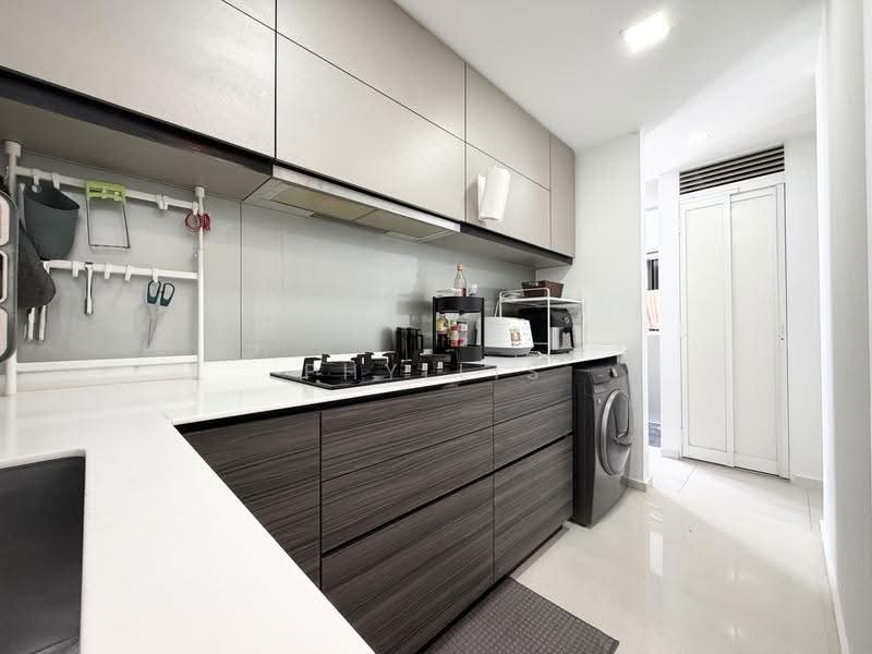 D'Nest, 149 Pasir Ris Grove, Pasir Ris / Tampines, 4 Bedrooms, 1,410 sqft, Condominium For Sale, by Phyllis Ho, 500258081 - Kitchen - PropertyGuru.com.sg