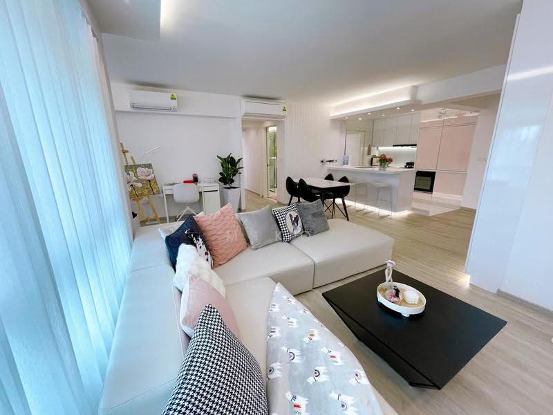 663A Punggol Drive, 663A Punggol Drive, Hougang / Punggol / Sengkang, 3 Bedrooms, 969 sqft, HDB Flat For Sale, by Miko Xiao, 500258092 - Living Room - PropertyGuru.com.sg