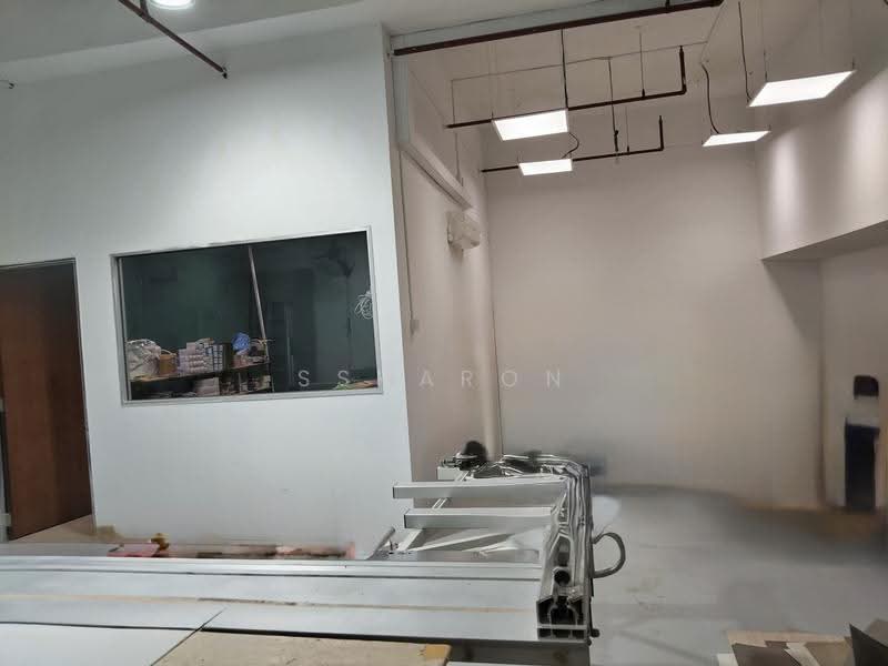 Eunos Warehouse Complex, 1 Kaki Bukit Road 2, Eunos / Geylang / Paya Lebar, 1,000 sqft, Factory / Workshop (B2) For Rent, by Ssharon Loh, 500258113 - Interior - CommercialGuru.com.sg