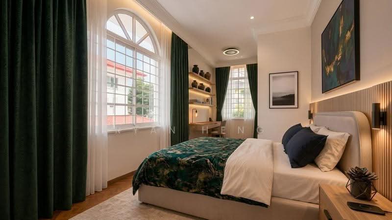 Rare Corner Lot | Only 17xx PSF | Huge Land Size at Serangoon Gardens, Hougang / Punggol / Sengkang, 5 Bedrooms, 4,000 sqft, Corner Terrace For Sale, by Ryan Heng, 500258140 - Bedroom - PropertyGuru.com.sg