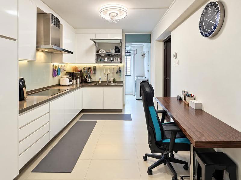52 Kent Road, 52 Kent Road, Farrer Park / Serangoon Rd, 3 Bedrooms, 1,001 sqft, HDB Flat For Sale, by Regan Lim 林鉦桀, 500258152 - Kitchen - PropertyGuru.com.sg