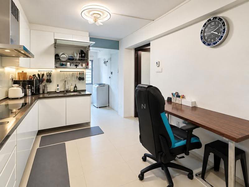 52 Kent Road, 52 Kent Road, Farrer Park / Serangoon Rd, 3 Bedrooms, 1,001 sqft, HDB Flat For Sale, by Regan Lim 林鉦桀, 500258152 - Kitchen - PropertyGuru.com.sg