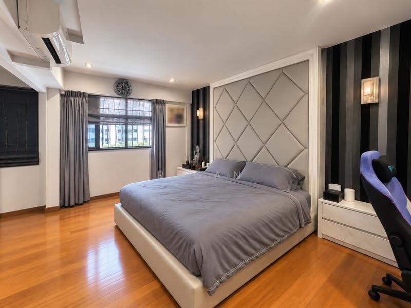 52 Kent Road, 52 Kent Road, Farrer Park / Serangoon Rd, 3 Bedrooms, 1,001 sqft, HDB Flat For Sale, by Regan Lim 林鉦桀, 500258152 - Bedroom - PropertyGuru.com.sg