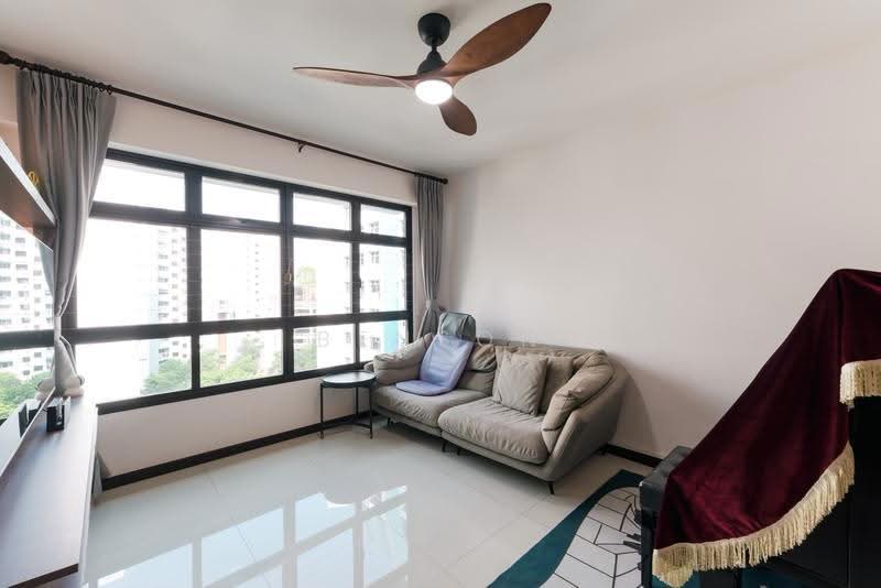 996C Buangkok Crescent, 996C Buangkok Crescent, Hougang / Punggol / Sengkang, 3 Bedrooms, 1,001 sqft, HDB Flat For Sale, by Benson Ting, 500258160 - Living Room - PropertyGuru.com.sg