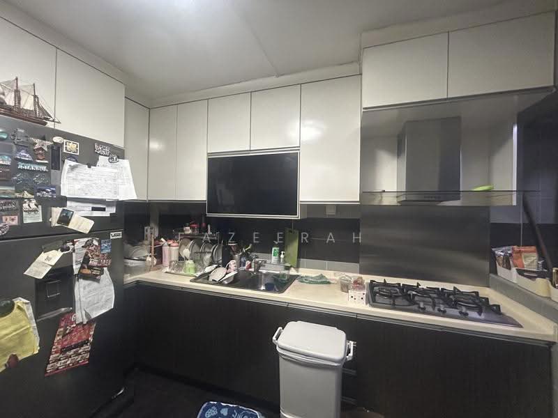 764 Pasir Ris Street 71, 764 Pasir Ris Street 71, Pasir Ris / Tampines, 3 Bedrooms, 1,356 sqft, HDB Flat For Sale, by Fazeerah Epeer, 500258161 - Kitchen - PropertyGuru.com.sg