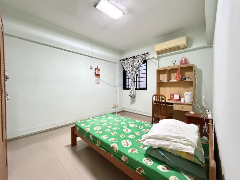 107 Yishun Ring Road, 107 Yishun Ring Road, Sembawang / Yishun, 3 Bedrooms, 1,012 sqft, HDB Flat For Sale, by Ian Teo, 500258178 - Bedroom - PropertyGuru.com.sg