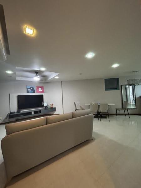 689D Woodlands Drive 75, 689D Woodlands Drive 75, Admiralty / Woodlands, 3 Bedrooms, 1,184 sqft, HDB Flat For Rent, by Francis Loh, 500258189 - Living Room - PropertyGuru.com.sg