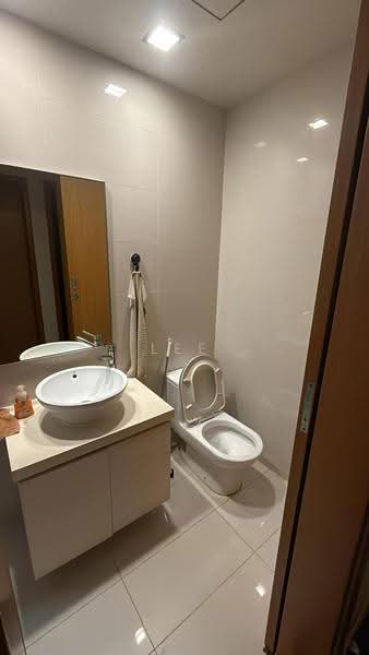 Parc Mackenzie, 68 Mackenzie Road, Orchard / River Valley, 3 Bedrooms, 1,335 sqft, Apartment For Rent, by Lee Chee Khiang (CK), 500258203 - Bathroom - PropertyGuru.com.sg