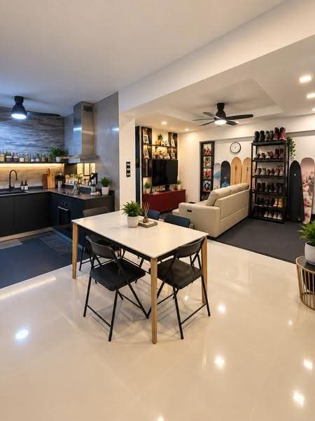 549 Serangoon North Avenue 3, 549 Serangoon North Avenue 3, Hougang / Punggol / Sengkang, 3 Bedrooms, 1,291 sqft, HDB Flat For Sale, by Chris Koo, 500258221 - Kitchen - PropertyGuru.com.sg