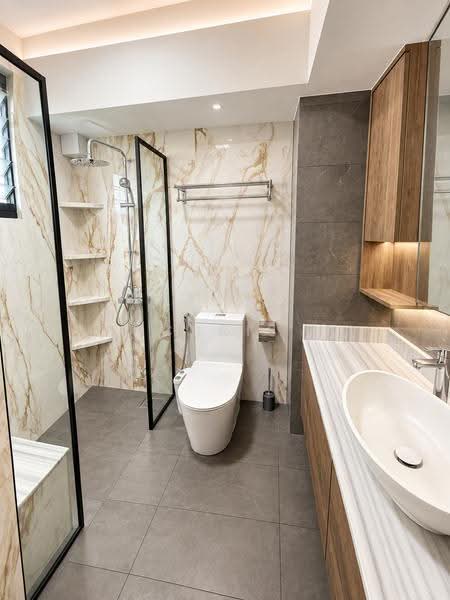 549 Serangoon North Avenue 3, 549 Serangoon North Avenue 3, Hougang / Punggol / Sengkang, 3 Bedrooms, 1,291 sqft, HDB Flat For Sale, by Chris Koo, 500258221 - Bathroom - PropertyGuru.com.sg