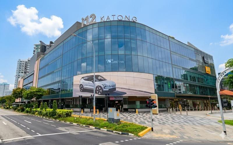 Cheap! Takeaway Foodshop, Retail, Pet Shop Near Marine Parade MRT, East Coast / Marine Parade, 1,350 sqft, Other Retail For Rent, by Connie Seah, 500258225 - CommercialGuru.com.sg