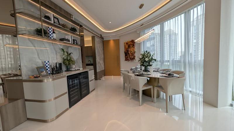 Cliveden at Grange, 100 Grange Road, Tanglin / Holland / Bukit Timah, 3 Bedrooms, 2,153 sqft, Condominium For Sale, by Eliza Tan, 500258232 - Dining Room - PropertyGuru.com.sg
