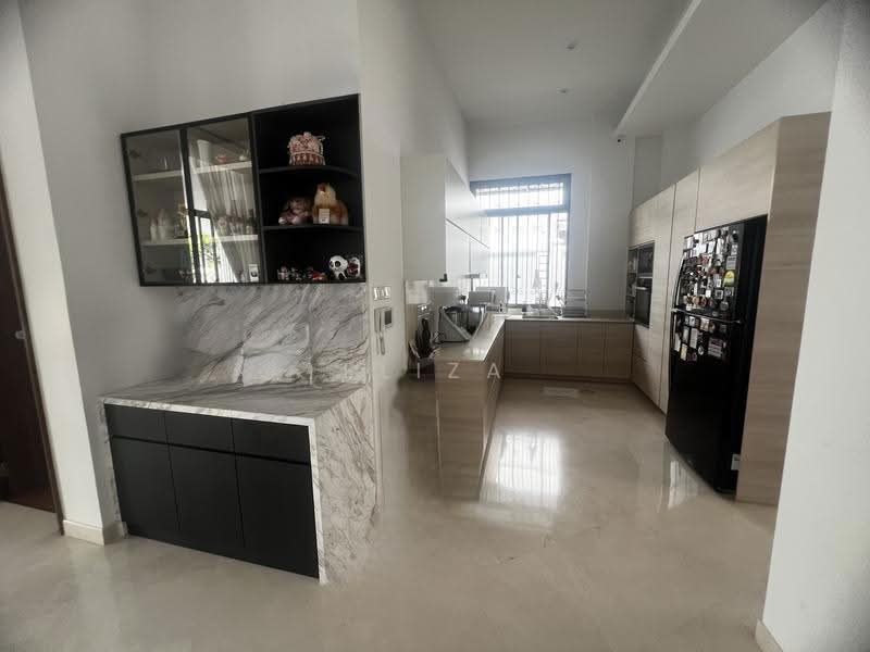Detached at Stirling Road, Shepherds Drive, Merino Crescent, Queenstown, Alexandra / Commonwealth, 10+ Bedrooms, 9,000 sqft, Detached House For Sale, by Eliza Tan, 500258247 - Kitchen - PropertyGuru.com.sg