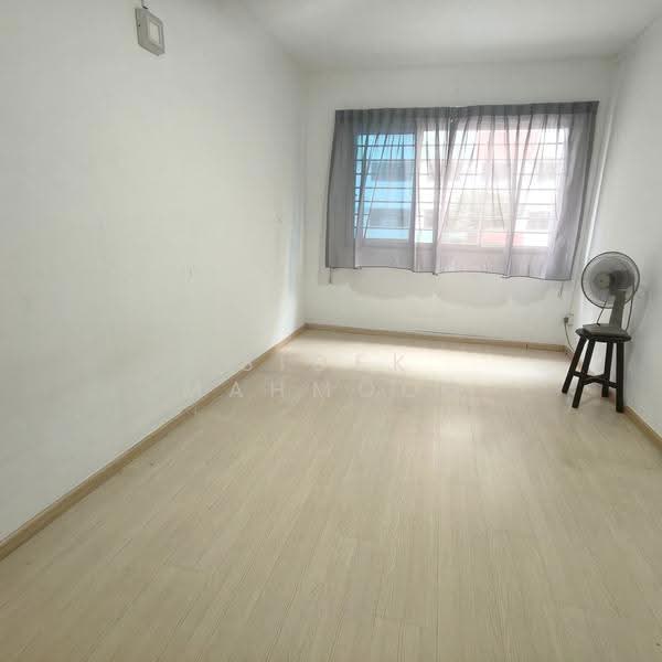 751 Jurong West Street 73, 751 Jurong West Street 73, Boon Lay / Jurong / Tuas, 4 Bedrooms, 1,310 sqft, HDB Flat For Sale, by Sidek Mahmood, 500258251 - Room 3 - PropertyGuru.com.sg