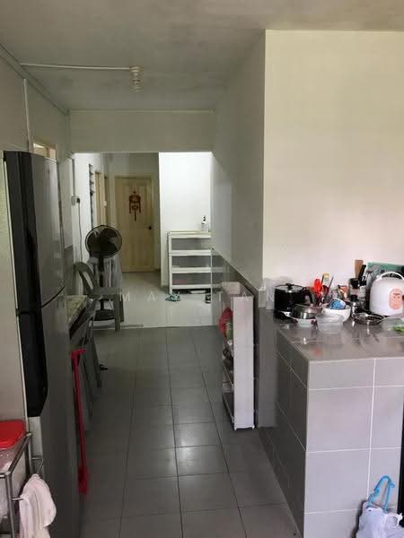 Block 338, Ang Mo Kio Ave 1, Street 32, Room Rental, 100 sqft, HDB Flat For Rent, by May Tan, 500258252 - Kitchen - PropertyGuru.com.sg
