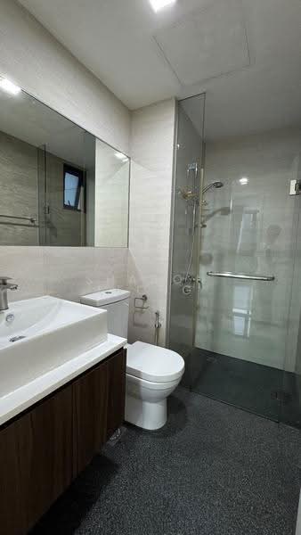 Riversound Residence, 5 Sengkang East Avenue, Hougang / Punggol / Sengkang, 2 Bedrooms, 753 sqft, Condominium For Sale, by Sharon Leong Suit LAN, 500258256 - Bathroom - PropertyGuru.com.sg
