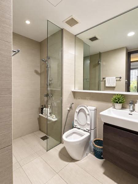 RiverTrees Residences, 23 Fernvale Close, Seletar / Yio Chu Kang, 3 Bedrooms, 947 sqft, Condominium For Rent, by Benson Wang, 500258258 - Bathroom - PropertyGuru.com.sg
