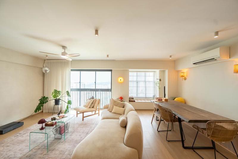 Pinnacle @ Duxton, 1G Cantonment Road, Chinatown / Tanjong Pagar, 3 Bedrooms, 1,001 sqft, HDB Flat For Sale, by Karina Lee, 500258261 - Living Room - PropertyGuru.com.sg