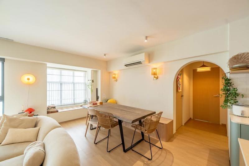 Pinnacle @ Duxton, 1G Cantonment Road, Chinatown / Tanjong Pagar, 3 Bedrooms, 1,001 sqft, HDB Flat For Sale, by Karina Lee, 500258261 - Living Room - PropertyGuru.com.sg