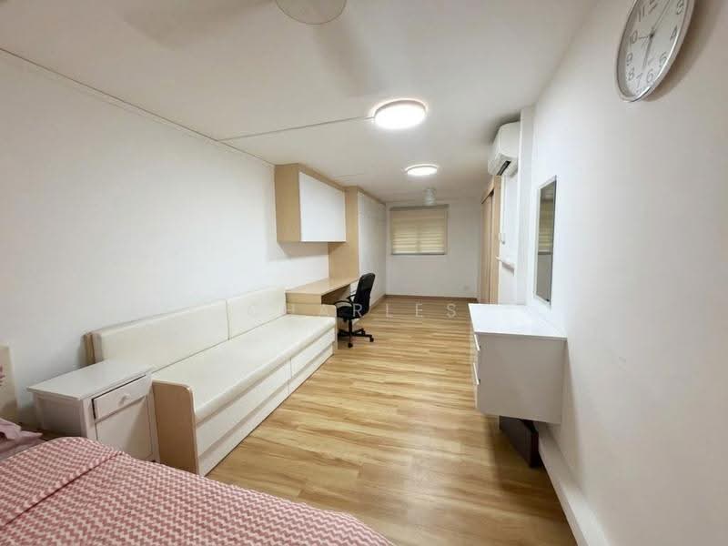 91 Lorong 3 Toa Payoh, 91 Lorong 3 Toa Payoh, Balestier / Toa Payoh, 2 Bedrooms, 732 sqft, HDB Flat For Sale, by Charles Chiang, 500258265 - Study - PropertyGuru.com.sg