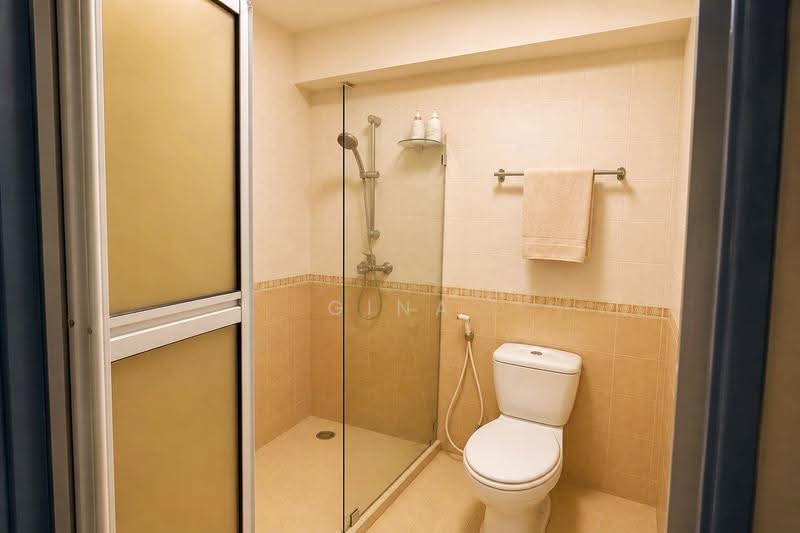 158C Rivervale Crescent, 158C Rivervale Crescent, Hougang / Punggol / Sengkang, 3 Bedrooms, 1,012 sqft, HDB Flat For Sale, by Gina Lim, 500258266 - Bathroom - PropertyGuru.com.sg