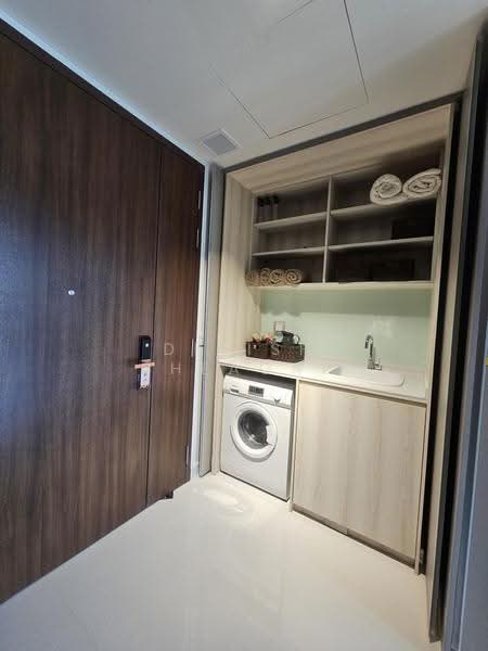 Parksuites, 22 Holland Grove Road, Tanglin / Holland / Bukit Timah, 3 Bedrooms, 1,421 sqft, Condominium For Sale, by Dinish Sheagar, 500258270 - Interior - PropertyGuru.com.sg