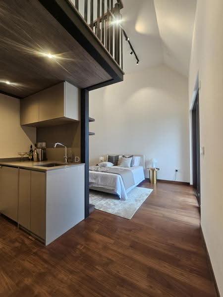 Parksuites, 22 Holland Grove Road, Tanglin / Holland / Bukit Timah, 3 Bedrooms, 1,421 sqft, Condominium For Sale, by Dinish Sheagar, 500258270 - Interior - PropertyGuru.com.sg
