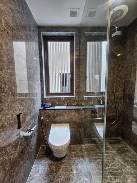 Parksuites, 22 Holland Grove Road, Tanglin / Holland / Bukit Timah, 3 Bedrooms, 1,421 sqft, Condominium For Sale, by Dinish Sheagar, 500258270 - Bathroom - PropertyGuru.com.sg