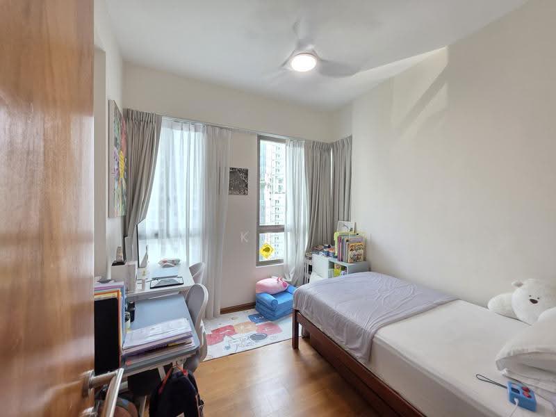 Amaryllis Ville, 20 Newton Road, Newton / Novena, 3 Bedrooms, 980 sqft, Condominium For Sale, by Ken Bong 黄慧锋, 500258273 - Bedroom - PropertyGuru.com.sg