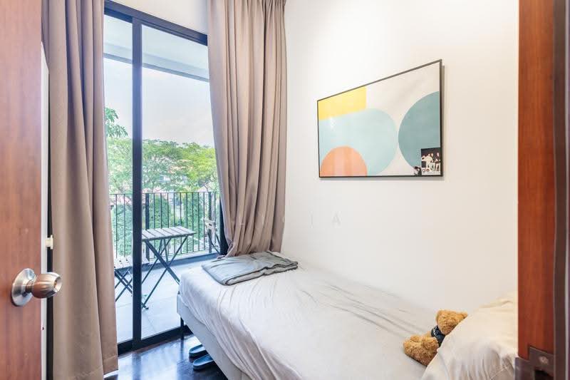 Village @ Pasir Panjang, 463 Pasir Panjang Road, Buona Vista / West Coast / Clementi New Town, 2 Bedrooms, 829 sqft, Condominium For Sale, by Alicia Soh, 500258292 - Bedroom - PropertyGuru.com.sg