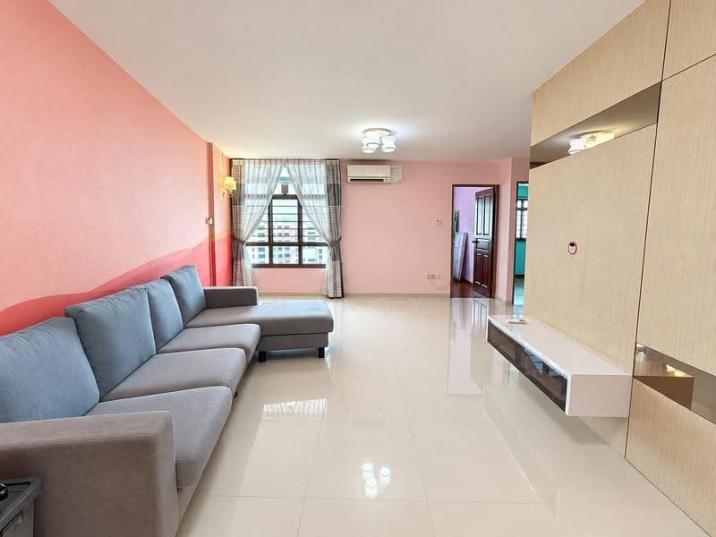 678D Jurong West Street 64, 678D Jurong West Street 64, Boon Lay / Jurong / Tuas, 3 Bedrooms, 1,184 sqft, HDB Flat For Sale, by Mandy Ng, 500258295 - Living Room - PropertyGuru.com.sg
