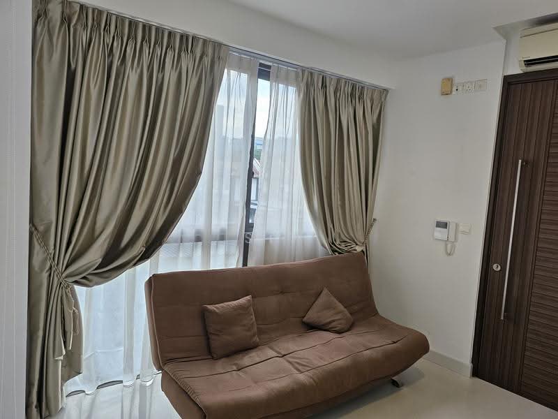 Smart Suites, 302 Sims Avenue, Eunos / Geylang / Paya Lebar, 2 Bedrooms, 463 sqft, Condominium For Sale, by Sit Soh Pheng, 500258297 - Living Room - PropertyGuru.com.sg