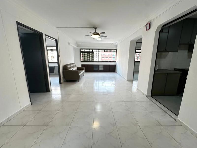 722 Tampines Street 72, 722 Tampines Street 72, Pasir Ris / Tampines, 3 Bedrooms, 1,066 sqft, HDB Flat For Sale, by Chiew Jie Yi, 500258298 - Living Room - PropertyGuru.com.sg