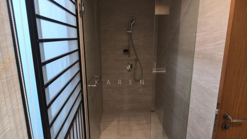 Renovated 3.5+B Storey Corner Terrace near Beauty World MRT & 1KM to Pei Hwa/Bt Timah Primary, Eng Kong Terrace, Lorong Kismis, Upper Toh Tuck Terrace, Clementi Park / Upper Bukit Timah, 5 Bedrooms, 5,382 sqft, Corner Terrace For Sale, by Karen Low, 500258310 - Bathroom - PropertyGuru.com.sg