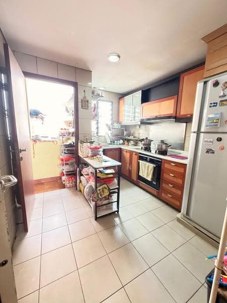Sunhaven, 781 Upper Changi Road East, Bedok / Upper East Coast, 3 Bedrooms, 2,099 sqft, Condominium For Sale, by Melina Yap, 500258321 - Kitchen - PropertyGuru.com.sg