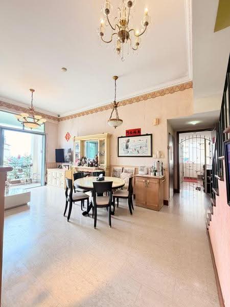 Sunhaven, 781 Upper Changi Road East, Bedok / Upper East Coast, 3 Bedrooms, 2,099 sqft, Condominium For Sale, by Melina Yap, 500258321 - Living Room - PropertyGuru.com.sg
