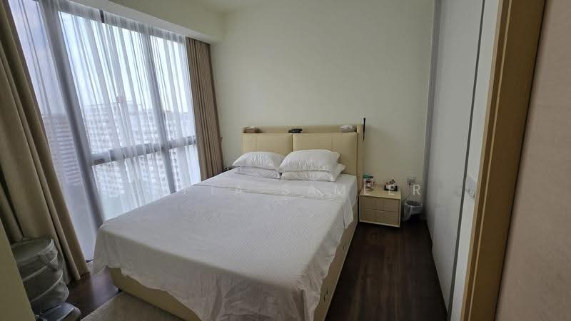 The Luxurie, 21 Compassvale Road, Hougang / Punggol / Sengkang, 2 Bedrooms, 883 sqft, Condominium For Rent, by Gupta Sameer Raj, 500258326 - Bedroom - PropertyGuru.com.sg