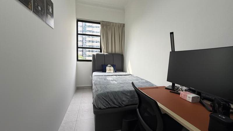 Central Green, 1 Jalan Membina, Alexandra / Commonwealth, Room Rental, 120 sqft, Condominium For Rent, by Mario Ong Jun Zhi, 500258328 - Bedroom - PropertyGuru.com.sg