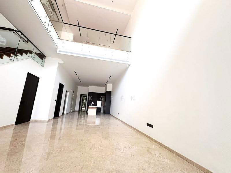 Brand New 3.5 Storey Terrace @ Hillview’s Crown Jewel: Brand New Mega Terrace, Hillview Crescent, Dairy Farm / Bukit Panjang / Choa Chu Kang, 6 Bedrooms, 7,240 sqft, Terraced House For Sale, by Karen Low, 500258336 - Interior - PropertyGuru.com.sg