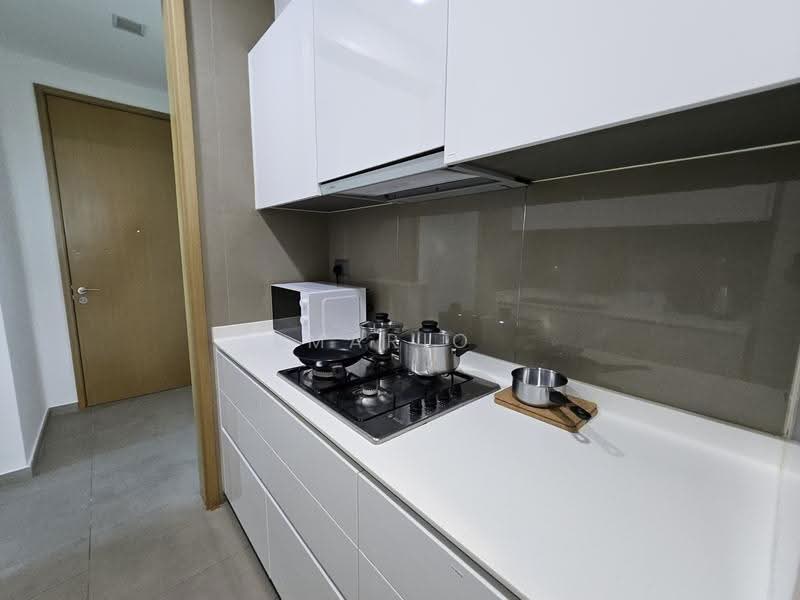 Skyline Residences, 610 Telok Blangah Road, Harbourfront / Telok Blangah, Room Rental, 200 sqft, Condominium For Rent, by Mario Ong Jun Zhi, 500258338 - Kitchen - PropertyGuru.com.sg
