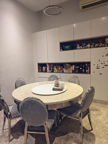 Hoover Park, Chun Tin Road, Clementi Park / Upper Bukit Timah, 6 Bedrooms, 4,500 sqft, Terraced House For Sale, by Feona Koh, 500258342 - Dining Room - PropertyGuru.com.sg