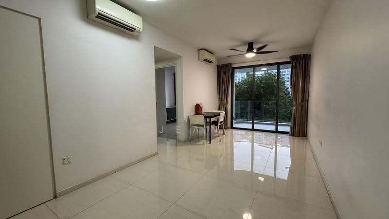 Riversound Residence, 7 Sengkang East Avenue, Hougang / Punggol / Sengkang, 2 Bedrooms, 753 sqft, Condominium For Sale, by Jean Chua, 500258344 - Living Room - PropertyGuru.com.sg
